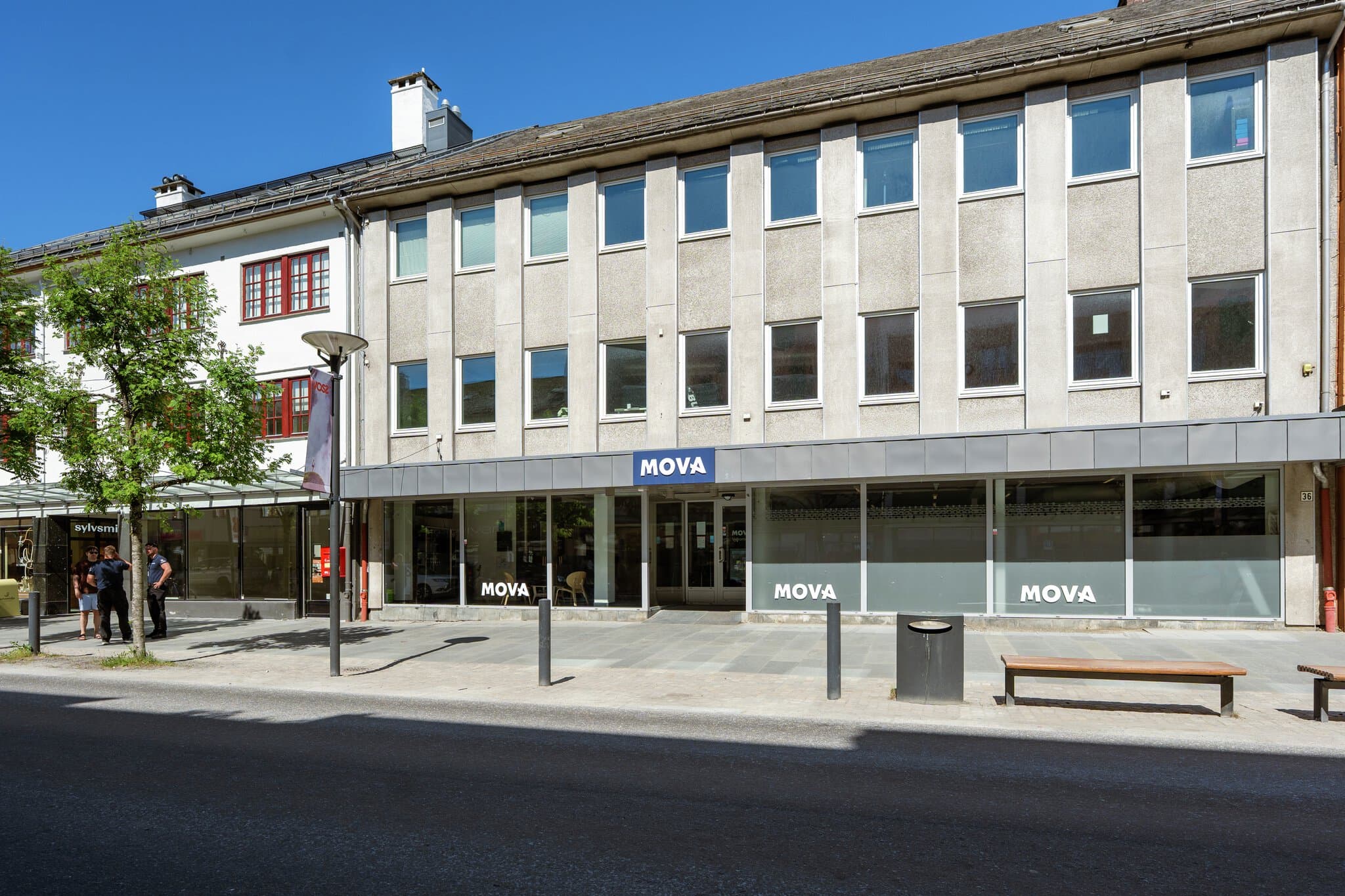 MOVA  Vangsgata